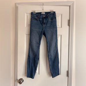 Abercrombie and Fitch - high waisted skinny jeans - Size 4R